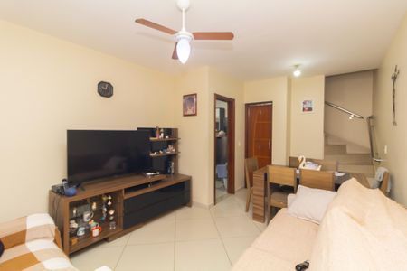 Sala de casa à venda com 3 quartos, 110m² em Itaquera, São Paulo