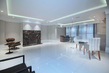 Casa à venda com 3 quartos, 300m² em Jardim Luzitania, São Paulo