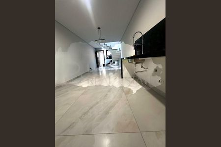 Casa à venda com 3 quartos, 140m² em Campo Grande, São Paulo