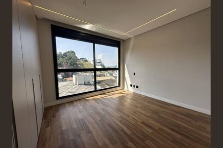 Casa à venda com 5 quartos, 640m² em Parque Terra Nova II, São Bernardo do Campo