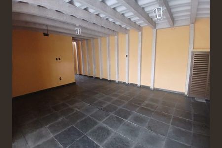 Casa à venda com 3 quartos, 254m² em Osvaldo Cruz, São Caetano do Sul