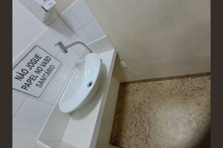 Casa à venda com 6 quartos, 236m² em Catete, Rio de Janeiro