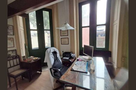 Casa à venda com 6 quartos, 236m² em Catete, Rio de Janeiro