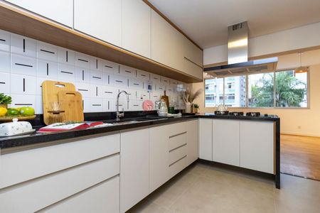 Apartamento à venda com 3 quartos, 129m² em Higienópolis, São Paulo