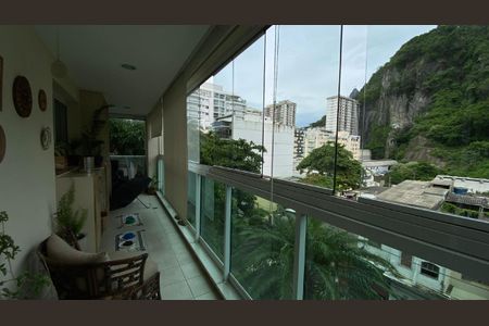 Apartamento à venda com 148m², 4 quartos e 2 vagas