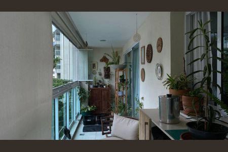 Apartamento à venda com 148m², 4 quartos e 2 vagas