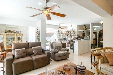 Casa à venda com 3 quartos, 320m² em Vila Inah, São Paulo