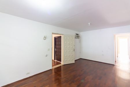 Sala  de casa para alugar com 4 quartos, 125m² em Vila Yara, Osasco
