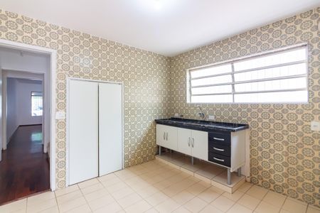 Casa à venda com 125m², 4 quartos e 2 vagasCozinha 