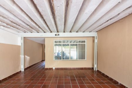 Casa para alugar com 125m², 4 quartos e 2 vagasGaragem