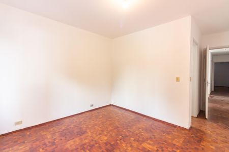 Casa à venda com 125m², 4 quartos e 2 vagasSuíte
