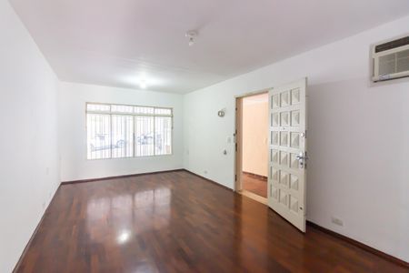 Sala  de casa para alugar com 4 quartos, 125m² em Vila Yara, Osasco