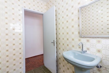 Casa à venda com 125m², 4 quartos e 2 vagasBanheiro da Suíte
