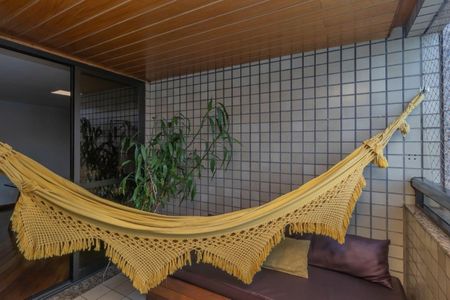 Apartamento à venda com 165m², 4 quartos e 2 vagasFoto 03