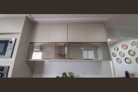 Apartamento à venda com 194m², 4 quartos e 4 vagas Apartamento à venda com 194m², 4 quartos e 4 vagasCozinha