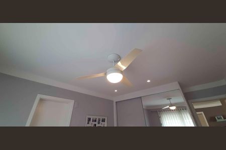 Apartamento à venda com 194m², 4 quartos e 4 vagas Apartamento à venda com 194m², 4 quartos e 4 vagasSuíte 2