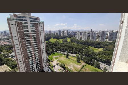 Apartamento à venda com 194m², 4 quartos e 4 vagas Apartamento à venda com 194m², 4 quartos e 4 vagasVista da Suíte 1