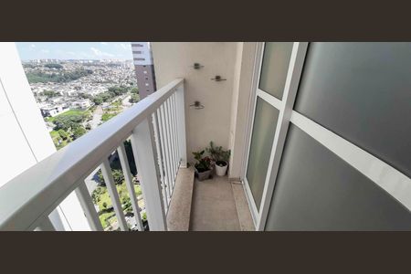 Apartamento à venda com 194m², 4 quartos e 4 vagas Apartamento à venda com 194m², 4 quartos e 4 vagasSacada da Sala de TV