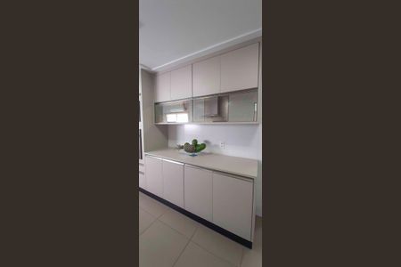 Apartamento à venda com 194m², 4 quartos e 4 vagas Apartamento à venda com 194m², 4 quartos e 4 vagasCozinha