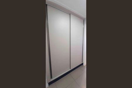 Apartamento à venda com 194m², 4 quartos e 4 vagas Apartamento à venda com 194m², 4 quartos e 4 vagasCozinha