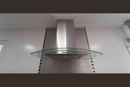 Apartamento à venda com 194m², 4 quartos e 4 vagas Apartamento à venda com 194m², 4 quartos e 4 vagasCozinha