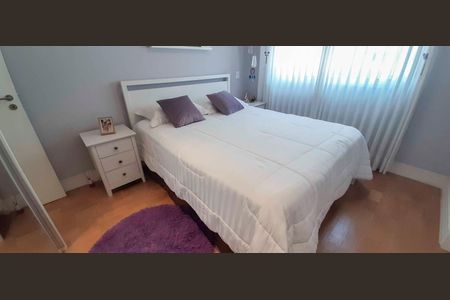 Apartamento à venda com 194m², 4 quartos e 4 vagas Apartamento à venda com 194m², 4 quartos e 4 vagasSuíte 2