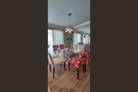 Apartamento à venda com 194m², 4 quartos e 4 vagas Apartamento à venda com 194m², 4 quartos e 4 vagasSala de Jantar