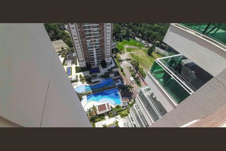 Apartamento à venda com 194m², 4 quartos e 4 vagas Apartamento à venda com 194m², 4 quartos e 4 vagasVista da Suíte 3