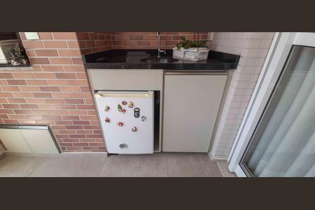 Apartamento à venda com 194m², 4 quartos e 4 vagas Apartamento à venda com 194m², 4 quartos e 4 vagasVaranda Gourmet