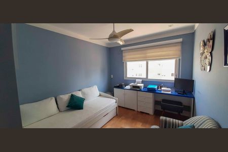 Apartamento à venda com 194m², 4 quartos e 4 vagas Apartamento à venda com 194m², 4 quartos e 4 vagasSuíte 4