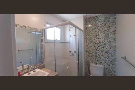 Apartamento à venda com 194m², 4 quartos e 4 vagas Apartamento à venda com 194m², 4 quartos e 4 vagasBanheiro da Suíte 2