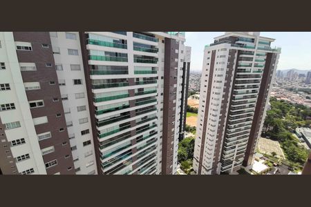 Apartamento à venda com 194m², 4 quartos e 4 vagas Apartamento à venda com 194m², 4 quartos e 4 vagasVista da Suíte 4