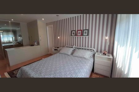 Apartamento à venda com 194m², 4 quartos e 4 vagas Apartamento à venda com 194m², 4 quartos e 4 vagasQuarto