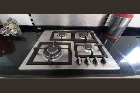 Apartamento à venda com 194m², 4 quartos e 4 vagas Apartamento à venda com 194m², 4 quartos e 4 vagasCozinha