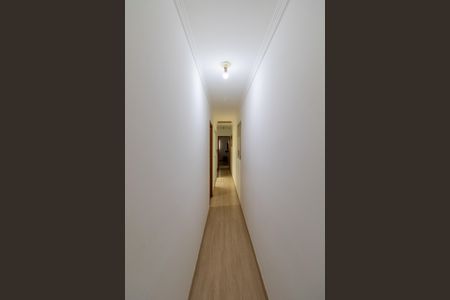 Casa à venda com 118m², 3 quartos e 2 vagas Casa à venda com 118m², 3 quartos e 2 vagasCorredor