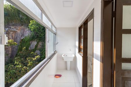 Apartamento para alugar com 85m², 2 quartos e 1 vagaÁrea de Serviço