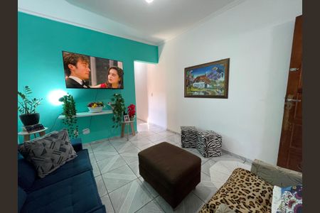 Sala de casa para alugar com 2 quartos, 120m² em Jardim Ester Yolanda, São Paulo
