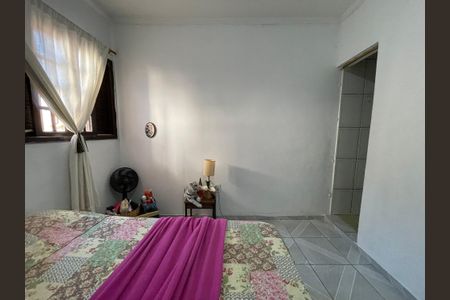 Quarto 1 de casa para alugar com 2 quartos, 120m² em Jardim Ester Yolanda, São Paulo