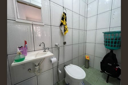 Casa para alugar com 120m², 2 quartos e 1 vagaBanheiro 1