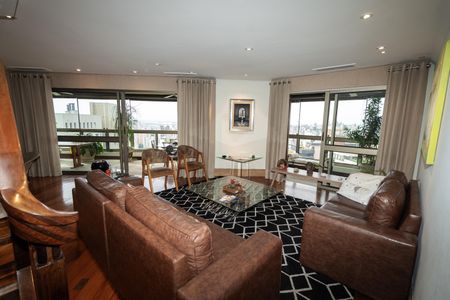 Sala de apartamento para alugar com 4 quartos, 757m² em Petrópolis, Porto Alegre