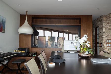 Sala de apartamento para alugar com 4 quartos, 757m² em Petrópolis, Porto Alegre