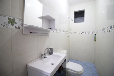 Casa de condomínio à venda com 175m², 2 quartos e 1 vagaBanheiro