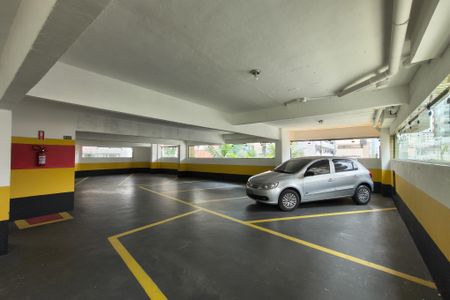 Apartamento para alugar com 100m², 2 quartos e 1 vaga Apartamento para alugar com 100m², 2 quartos e 1 vagaGaragem