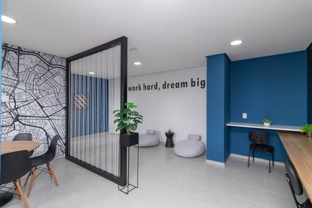 Apartamento para alugar com 40m², 2 quartos e 1 vagaÁrea comum - Coworking