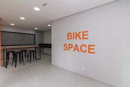 Apartamento para alugar com 40m², 2 quartos e 1 vagaÁrea comum - Bike Space