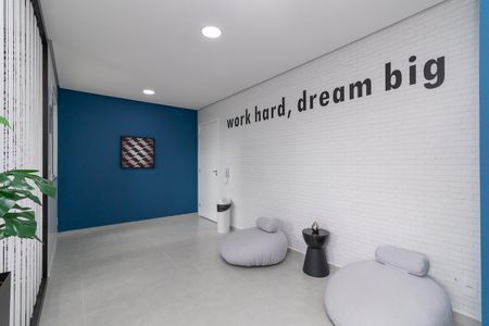 Apartamento para alugar com 40m², 2 quartos e 1 vagaÁrea comum - Coworking