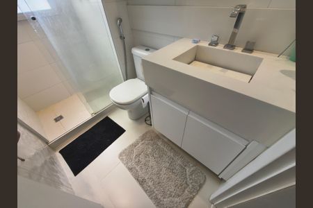 Apartamento à venda com 166m², 4 quartos e 3 vagas Apartamento à venda com 166m², 4 quartos e 3 vagasBanheiro Suite 4