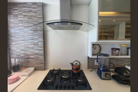 Apartamento à venda com 166m², 4 quartos e 3 vagas Apartamento à venda com 166m², 4 quartos e 3 vagasCozinha