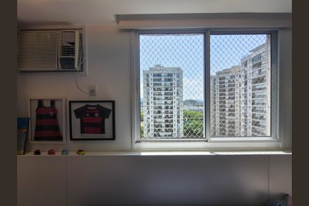 Apartamento à venda com 166m², 4 quartos e 3 vagas Apartamento à venda com 166m², 4 quartos e 3 vagasJanela - Quarto 3 Suite