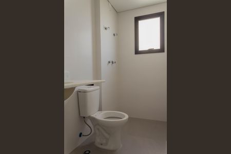 Apartamento à venda com 83m², 2 quartos e 2 vagasBanheiro da Suíte 1